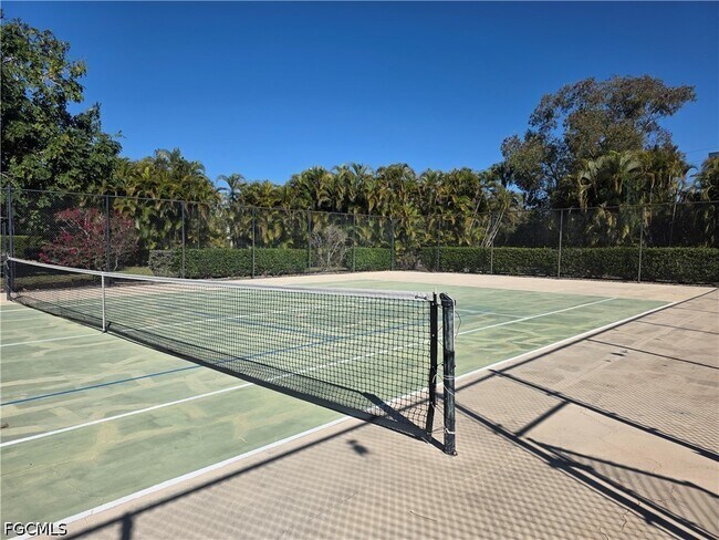 Building Photo - 8162 Country Rd