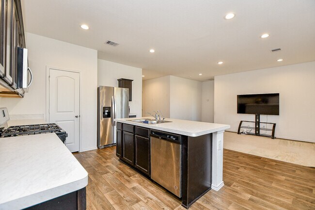 Building Photo - 21602 Zydeco Ct