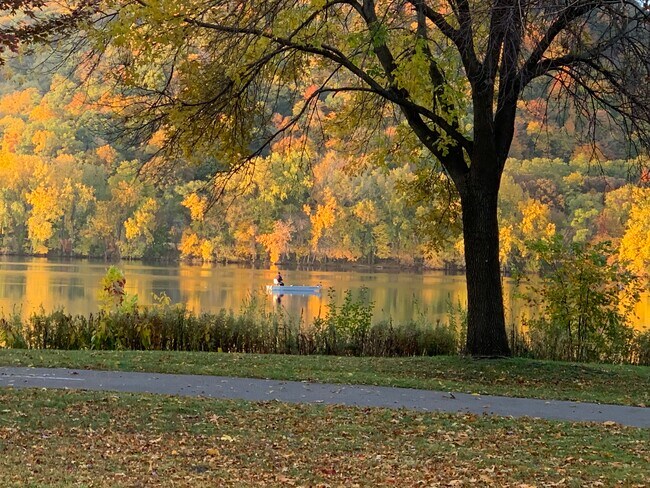 LAKE SCENE WITHIN IN STEPS OF FRONT DOOR - 713 Washington St