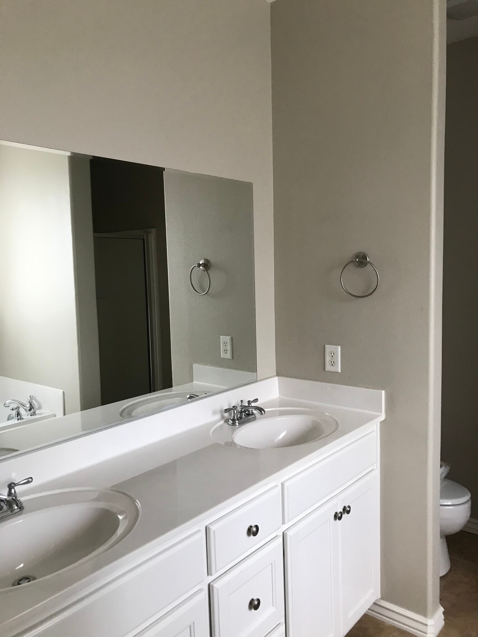 Building Photo - 2622 N Brush Creek Dr