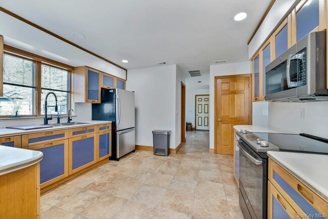 Building Photo - 2905 Private Rd