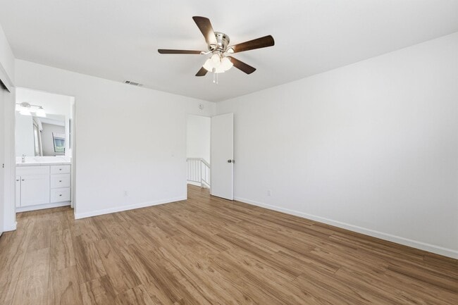 Building Photo - 15192 Moir Ct