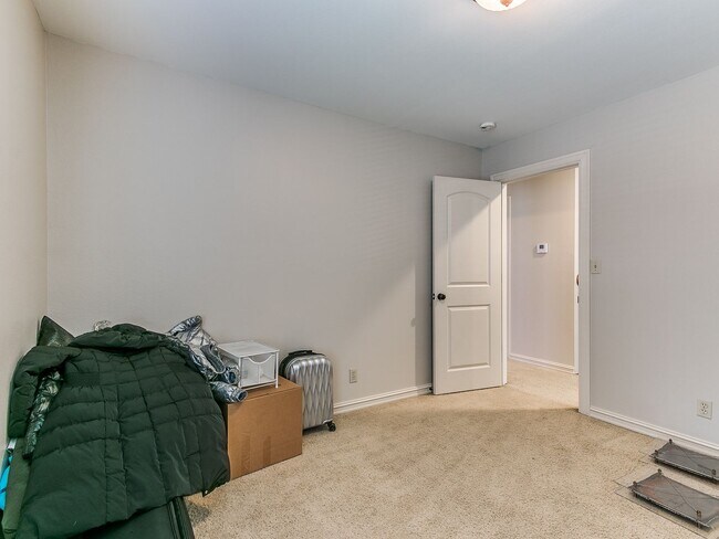 Building Photo - Gorgeous 2 Story Home In Bixby Schools!