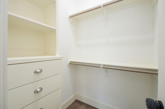 Building Photo - 2511 Judiway St