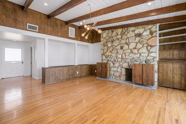Building Photo - 4413 Don Felipe Dr