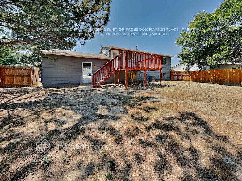 Building Photo - 11762 Albion St