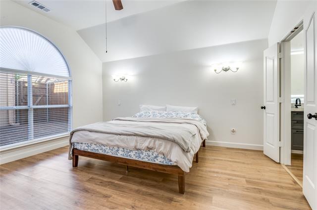 Building Photo - 3610 Granbury Dr