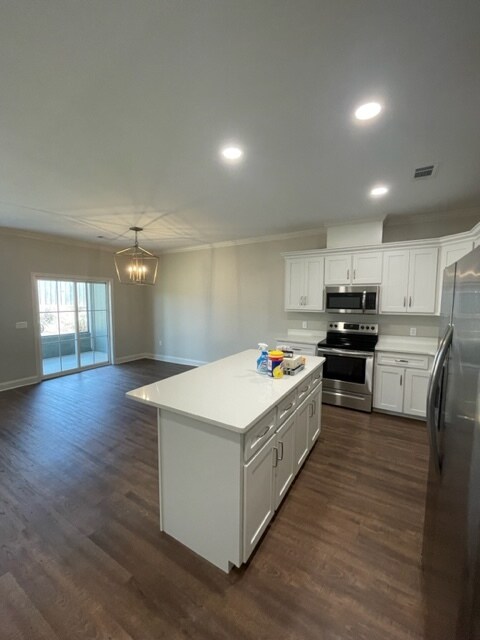 Building Photo - 221 Mose Coleman Dr