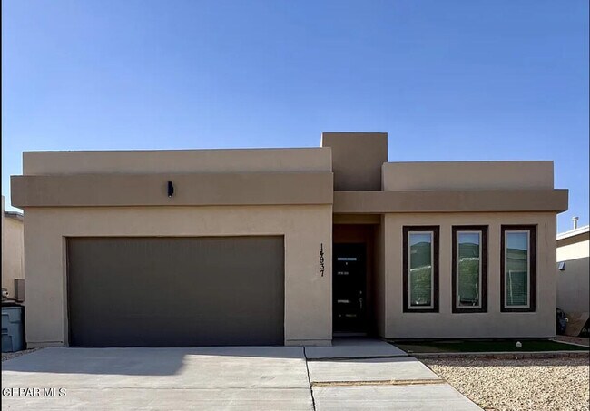 Primary Photo - 14937 Tierra Mirage Ave