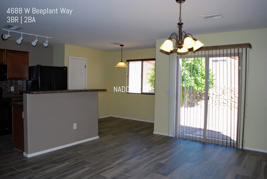 Building Photo - 4688 W Beeplant Way