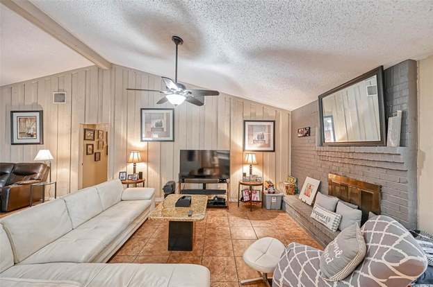 Building Photo - 21631 Park Villa Dr
