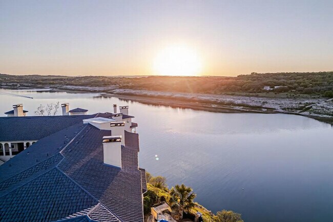 Building Photo - 3308 Parliament Cove