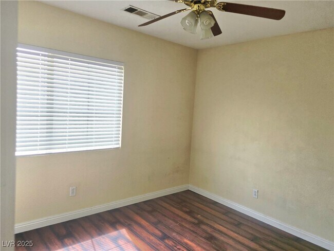 Building Photo - 7883 Salt Spray Ct