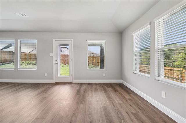 Building Photo - 407 Stagg St