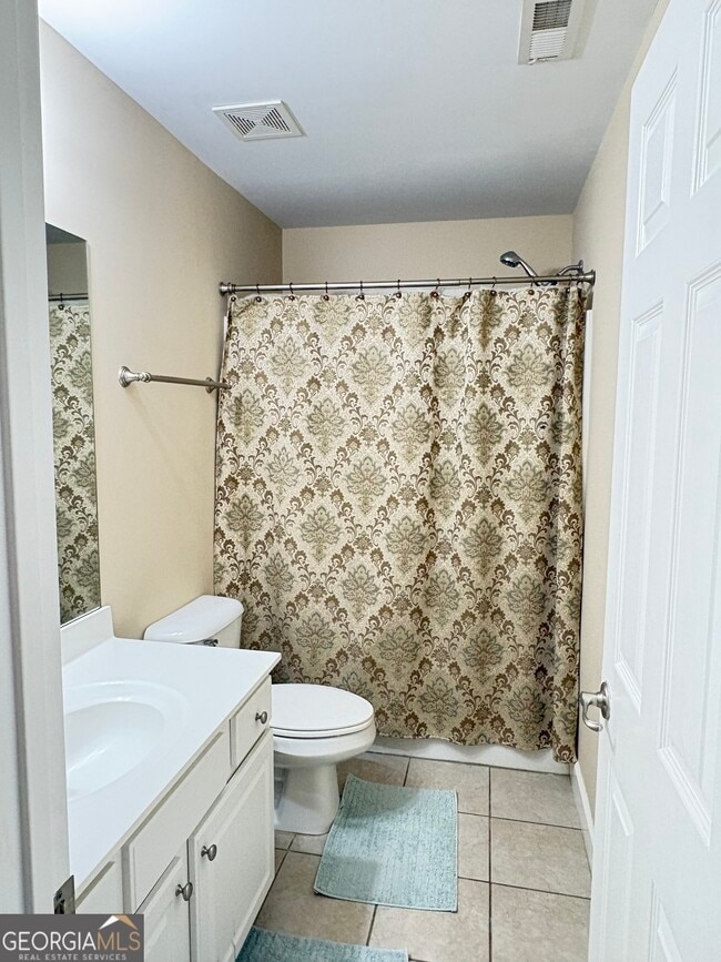 Building Photo - 5510 Ivy Nole