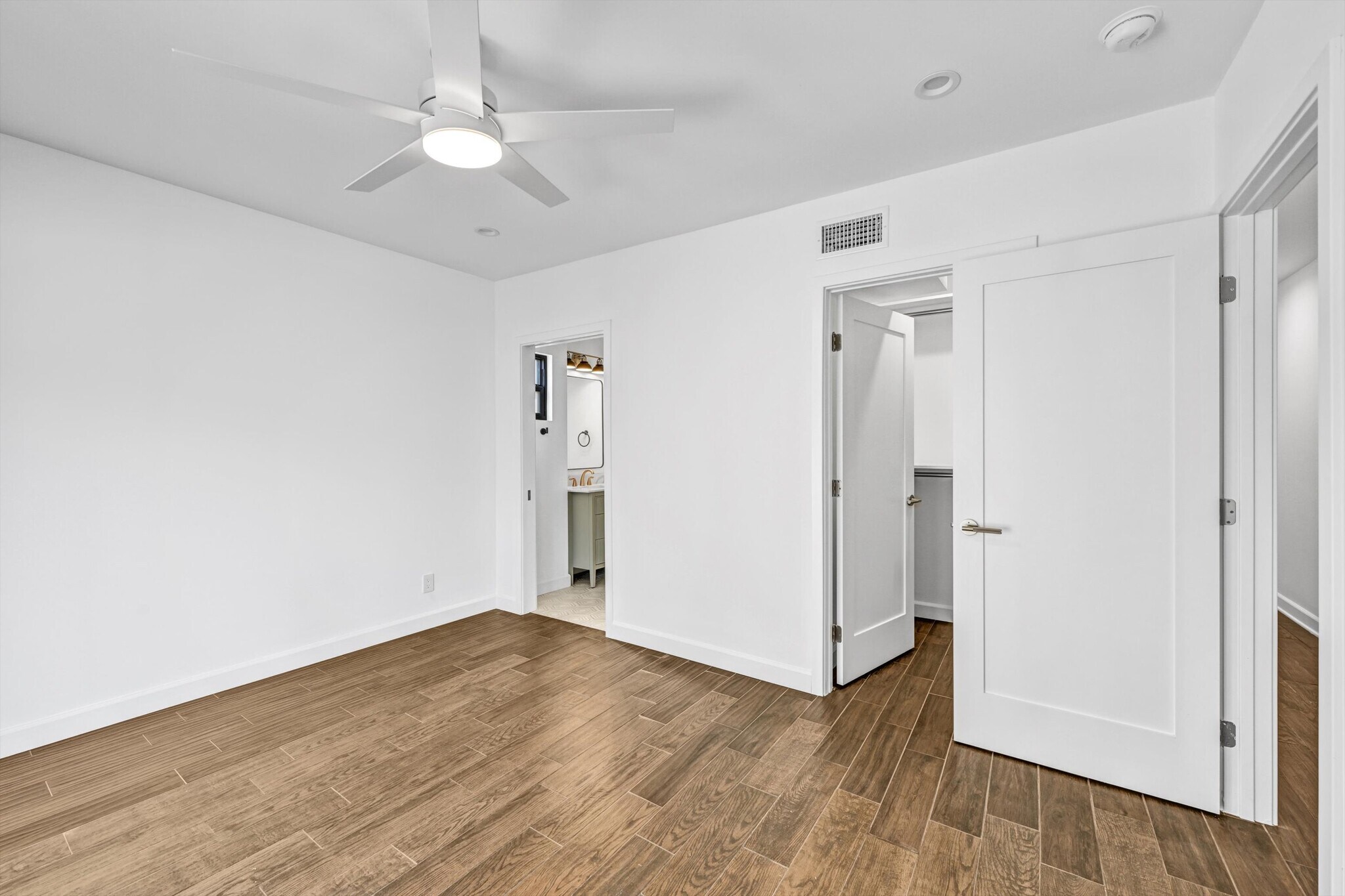 Building Photo - 618 N Vista St