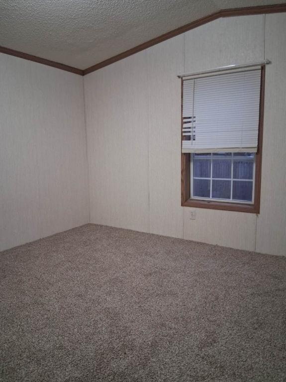 Building Photo - 611 W Matthews St