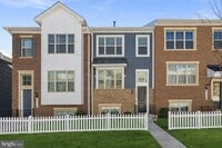 Building Photo - 257 Redpoll Alley