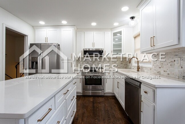 Building Photo - 2795 Pendant Pl