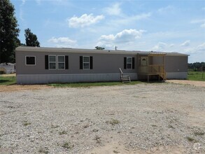 Building Photo - 1668 Fm 2518 Cleveland Tx-