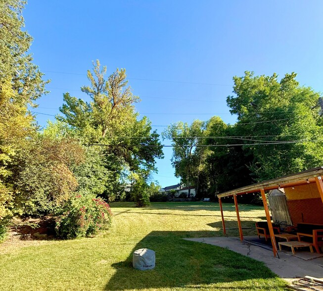 Building Photo - 741 Bel Mar Dr
