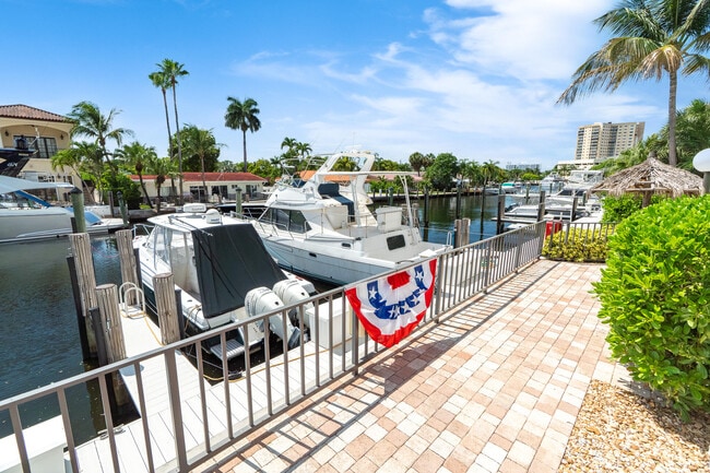 Building Photo - 1361 S Ocean Blvd