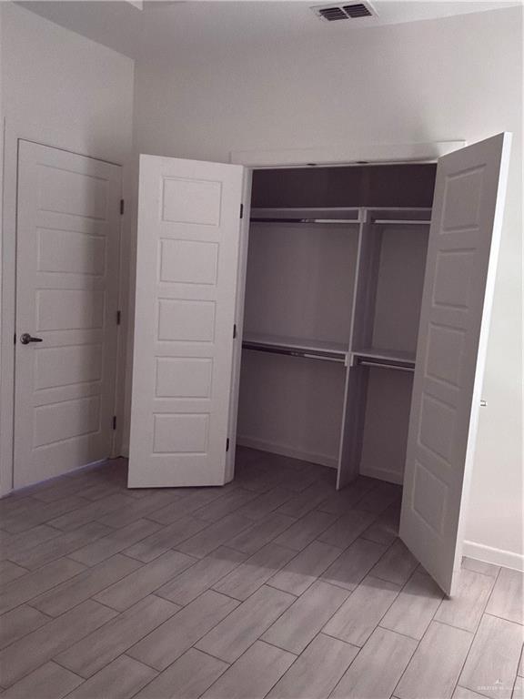 Building Photo - 14 S Pamplona St