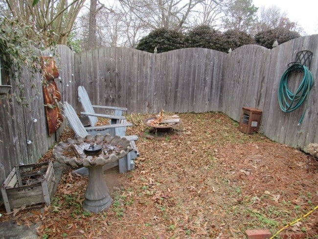 Building Photo - 416 W Montgomery St