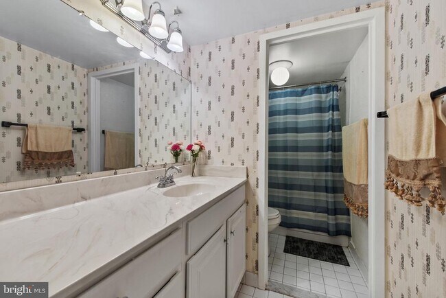 Building Photo - 205 E Joppa Rd