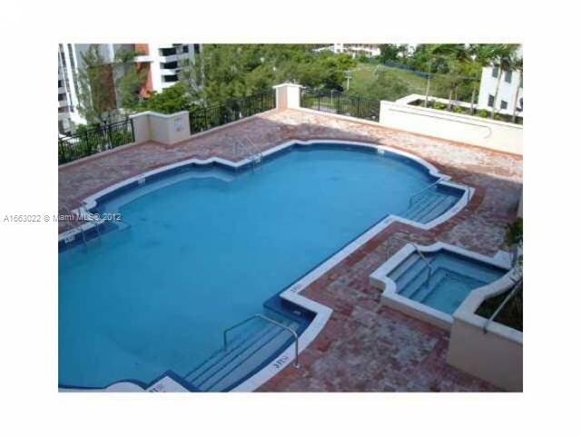 Building Photo - 888 Douglas Rd