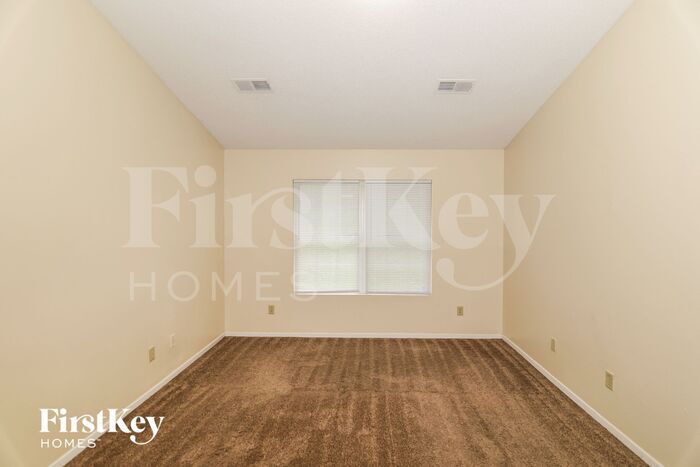 Building Photo - 4100 Hampton Manor Cove