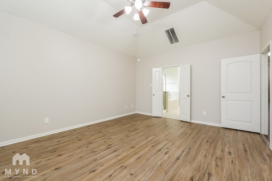 Building Photo - 2527 Holly Laurel Mnr