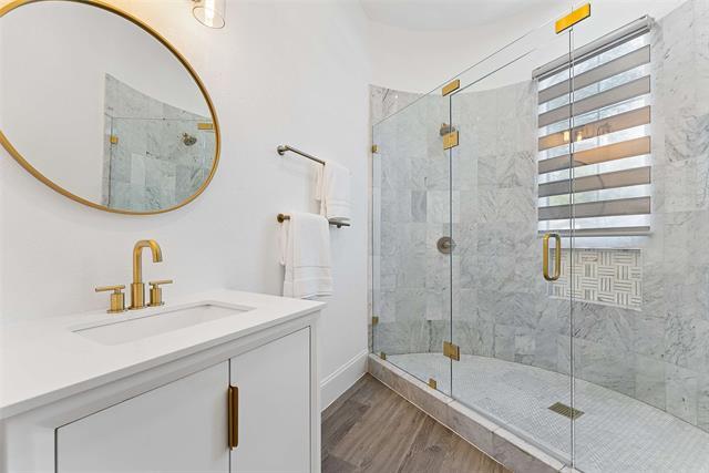 Building Photo - 2871 Creekwood Ln