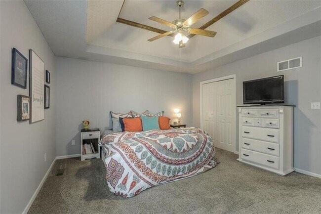 Building Photo - GORGEOUS Home in the Liberty School District-Available in JUNE!!