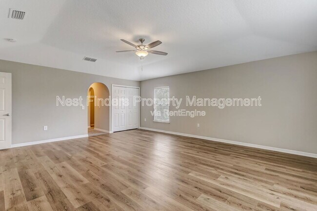 Building Photo - 172 King Arthur Ct