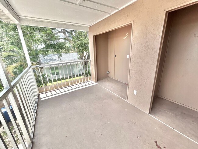 Building Photo - 4224-4224 62nd St W