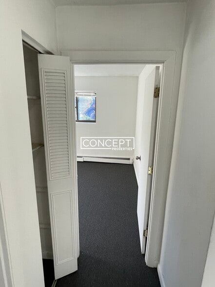 Building Photo - 226 Parker Hill Ave