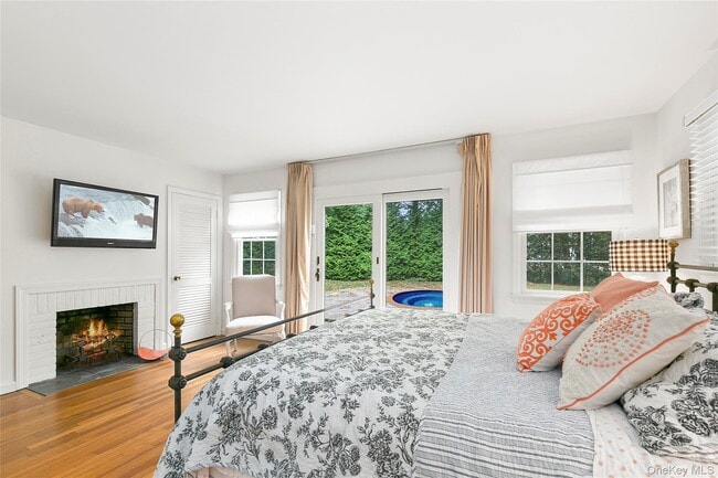 Building Photo - 669 Hill St