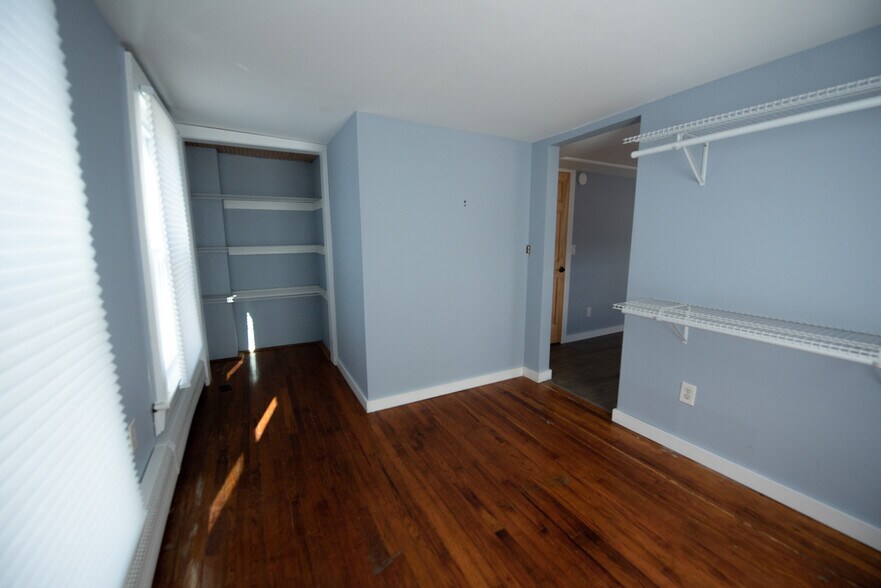 Building Photo - 9 Wisner Rd