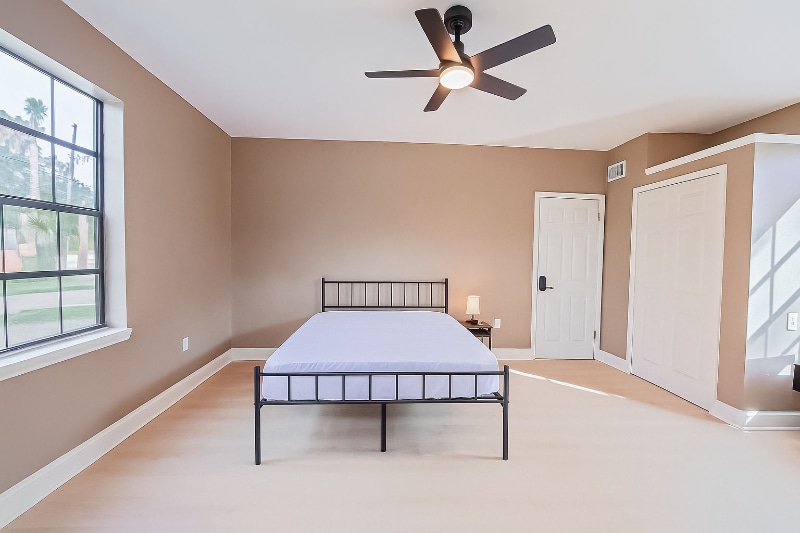 Building Photo - 512 Mason Ave