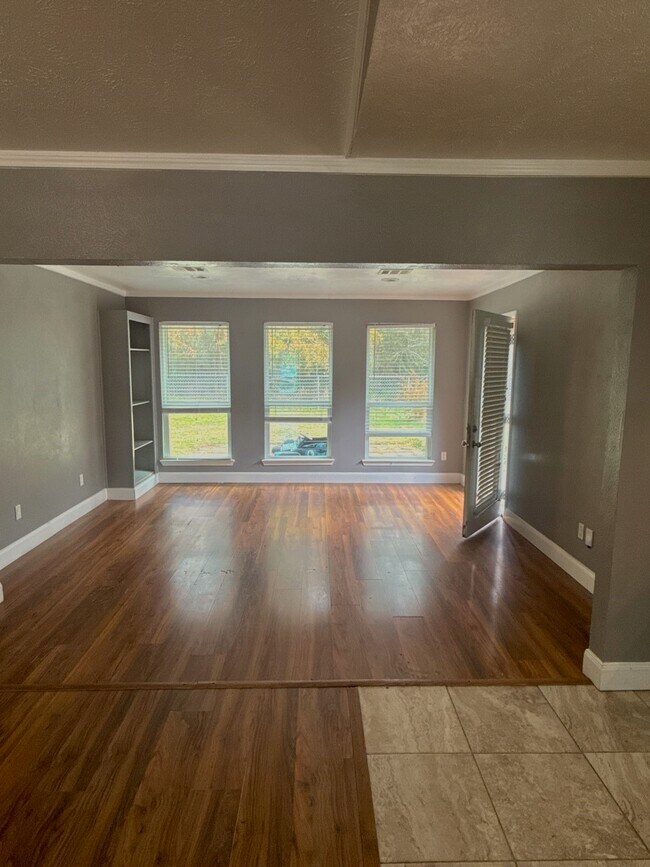 Building Photo - 22726 Melham Ln