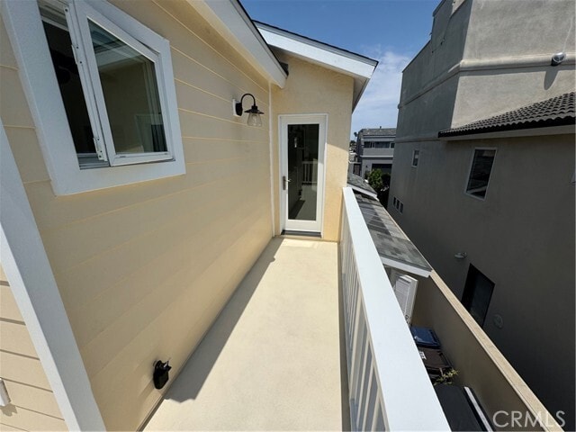 Building Photo - 16696 Bayview Dr
