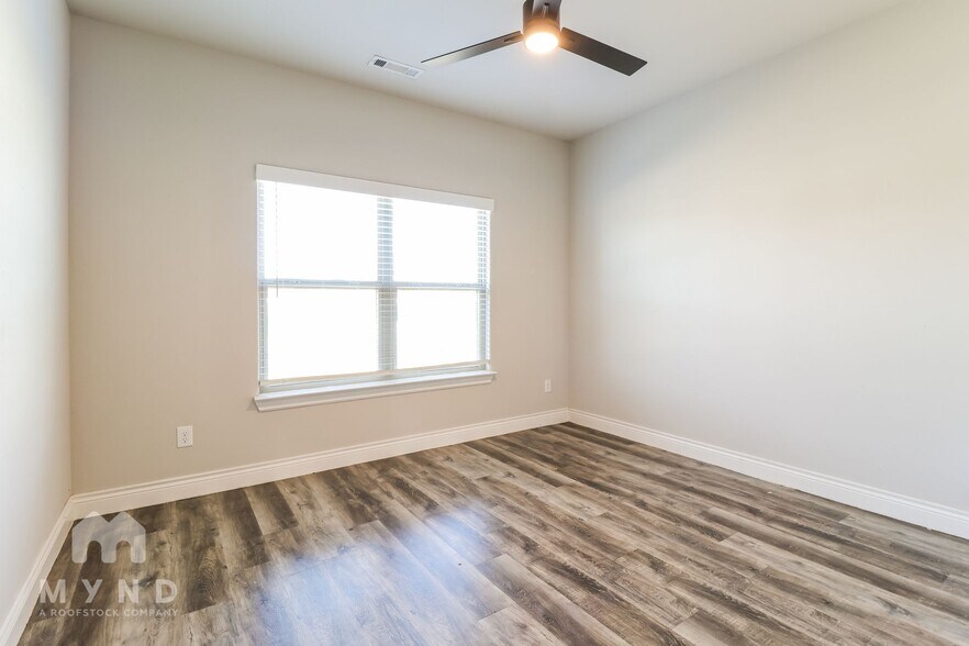 Building Photo - 1051 Pebble Pass