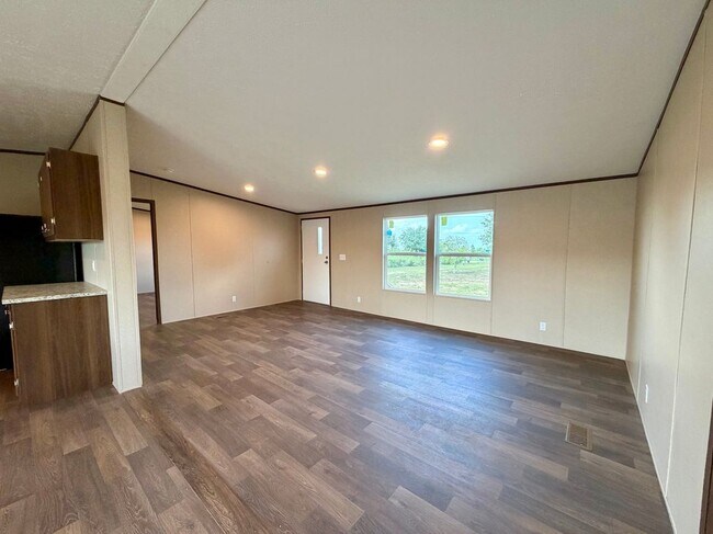 Building Photo - 4507 Big Tank Rd