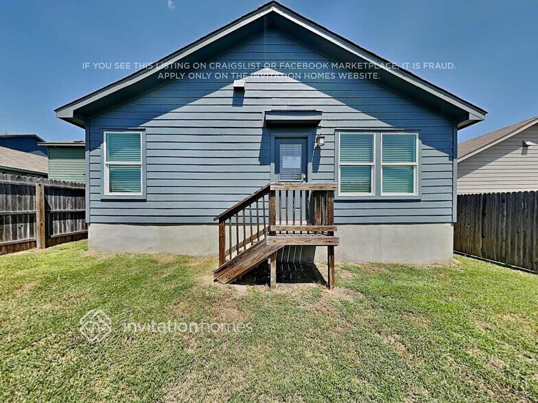 Building Photo - 116 Hollywood Dr