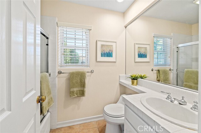 Building Photo - 19 Brigadier