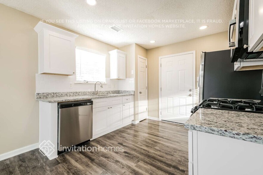 Building Photo - 3547 Brookstone Way