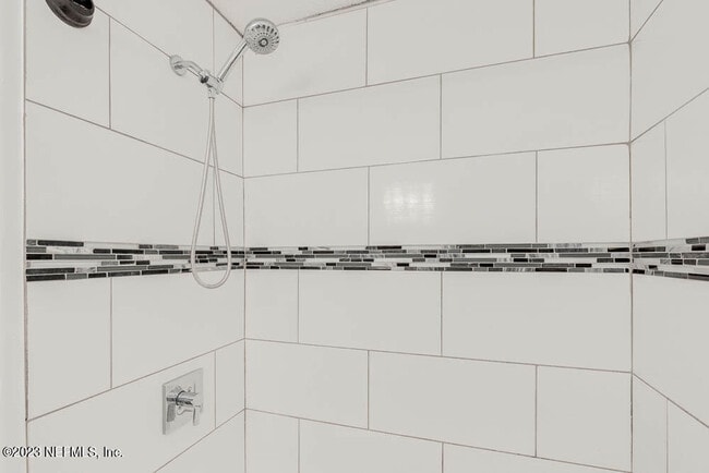 Building Photo - 3811 Autumn Leaf Ct