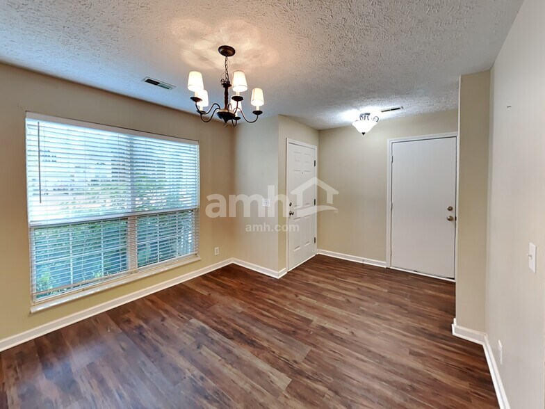 Building Photo - 108 Wood Duck Ln