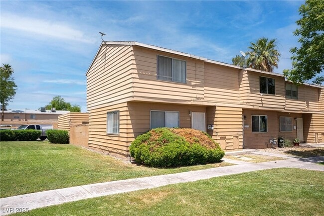 Building Photo - 3812 Surfrider Ln